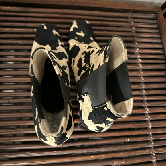 Via Spiga Ankle Boots Cow Print Suede Square Toe size 8.5 Made in Italy Y2K 90s - Picture 14 of 15